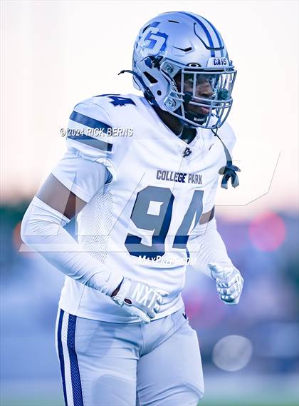 Thumbnail 2 in Grand Oaks vs College Park photogallery.
