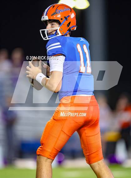 Thumbnail 3 in Grand Oaks vs College Park photogallery.