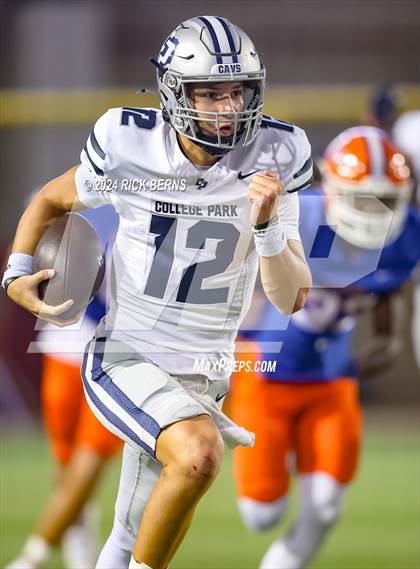Thumbnail 3 in Grand Oaks vs College Park photogallery.