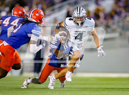 Thumbnail 3 in Grand Oaks vs College Park photogallery.