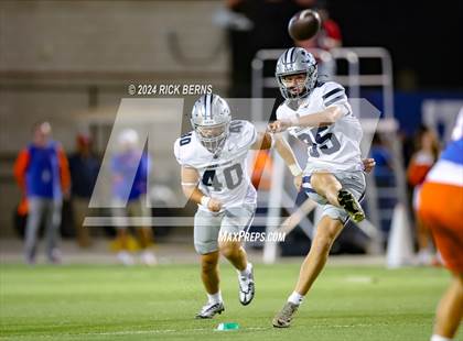 Thumbnail 3 in Grand Oaks vs College Park photogallery.