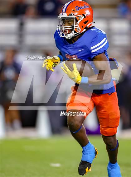 Thumbnail 2 in Grand Oaks vs College Park photogallery.