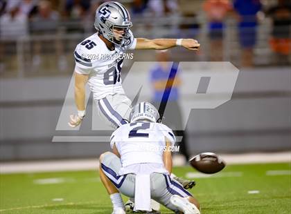 Thumbnail 1 in Grand Oaks vs College Park photogallery.
