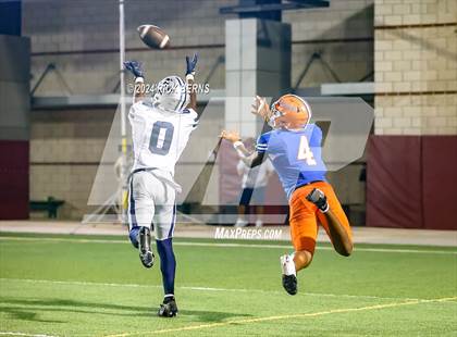Thumbnail 3 in Grand Oaks vs College Park photogallery.