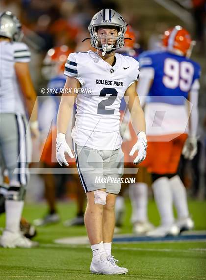 Thumbnail 3 in Grand Oaks vs College Park photogallery.