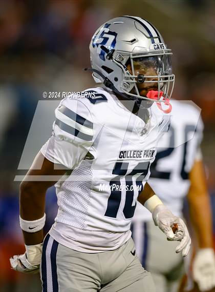 Thumbnail 1 in Grand Oaks vs College Park photogallery.