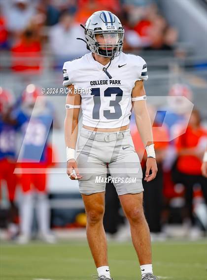 Thumbnail 1 in Grand Oaks vs College Park photogallery.