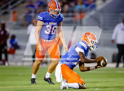 Thumbnail 2 in Grand Oaks vs College Park photogallery.