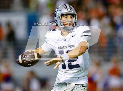 Thumbnail 2 in Grand Oaks vs College Park photogallery.