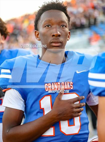 Thumbnail 3 in Grand Oaks vs College Park photogallery.