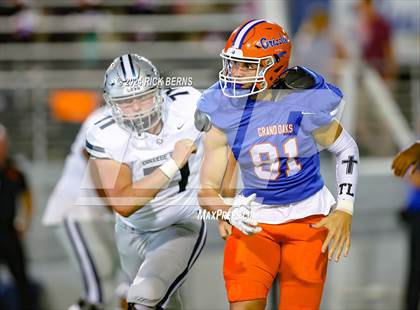 Thumbnail 2 in Grand Oaks vs College Park photogallery.