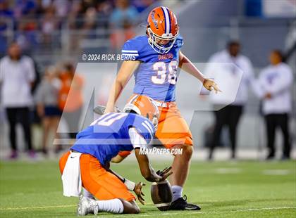 Thumbnail 3 in Grand Oaks vs College Park photogallery.