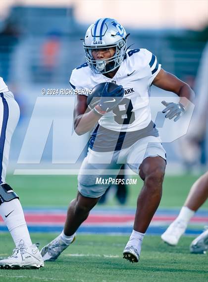 Thumbnail 2 in Grand Oaks vs College Park photogallery.