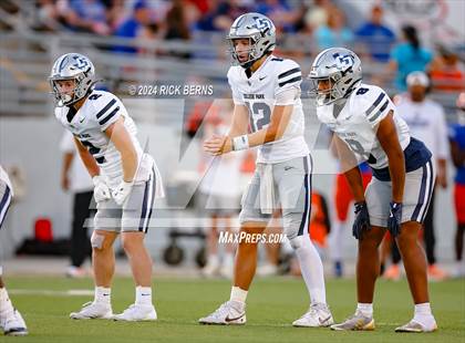 Thumbnail 1 in Grand Oaks vs College Park photogallery.