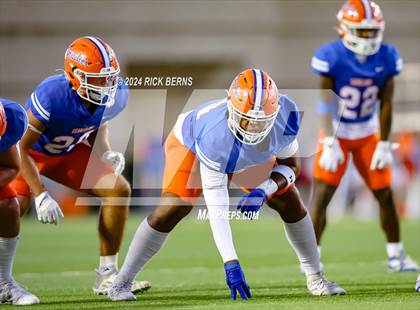Thumbnail 3 in Grand Oaks vs College Park photogallery.