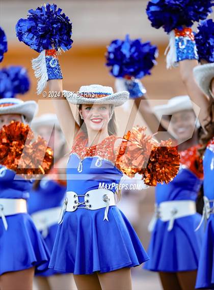 Thumbnail 1 in Grand Oaks vs College Park photogallery.