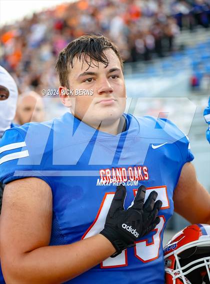 Thumbnail 3 in Grand Oaks vs College Park photogallery.