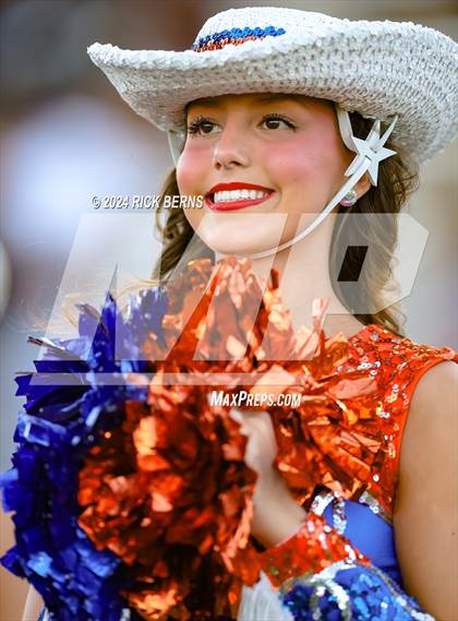 Thumbnail 3 in Grand Oaks vs College Park photogallery.