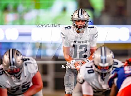 Thumbnail 3 in Grand Oaks vs College Park photogallery.