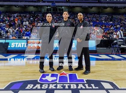 Thumbnail 2 in Kennedale vs. Wheatley (UIL Basketball 4A D2 Final) photogallery.