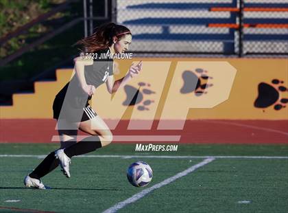 Thumbnail 2 in Menlo-Atherton @ Woodside photogallery.