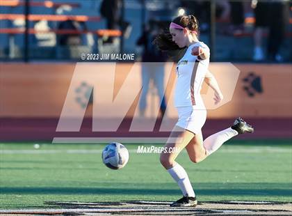 Thumbnail 2 in Menlo-Atherton @ Woodside photogallery.