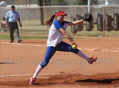 Thumbnail 3 in Los Alamitos vs. Norco (MaxPreps Tournament of Champions) photogallery.