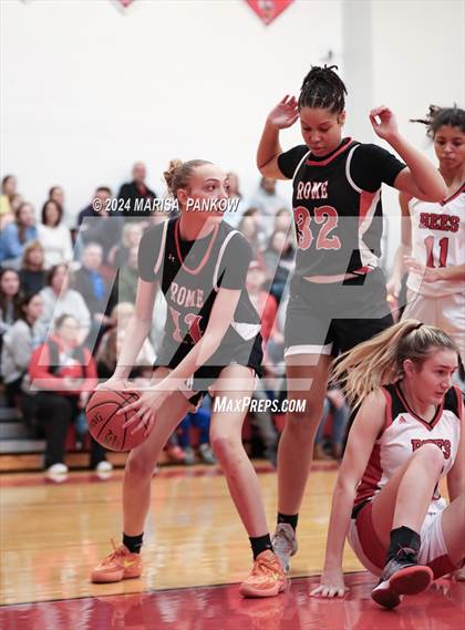 Thumbnail 3 in Baldwinsville vs Rome Free Academy (NYSPHSAA Section 3 AAA Quarterfinal) photogallery.