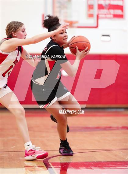 Thumbnail 2 in Baldwinsville vs Rome Free Academy (NYSPHSAA Section 3 AAA Quarterfinal) photogallery.
