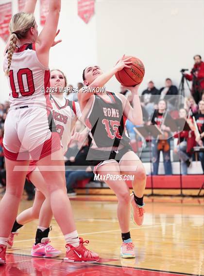 Thumbnail 3 in Baldwinsville vs Rome Free Academy (NYSPHSAA Section 3 AAA Quarterfinal) photogallery.