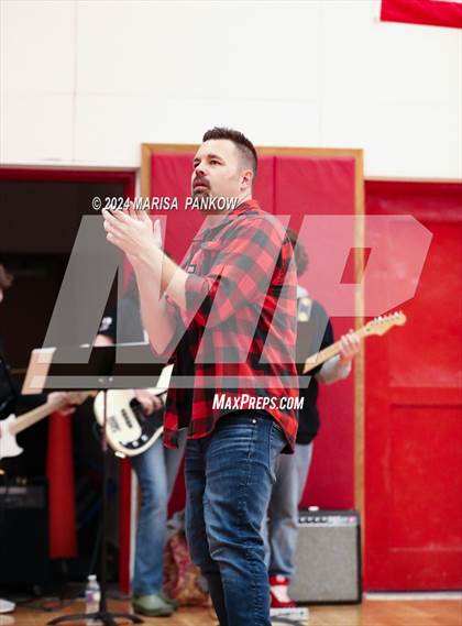 Thumbnail 2 in Baldwinsville vs Rome Free Academy (NYSPHSAA Section 3 AAA Quarterfinal) photogallery.