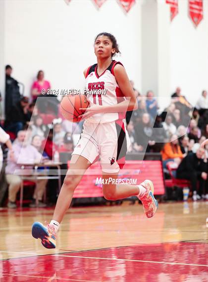 Thumbnail 2 in Baldwinsville vs Rome Free Academy (NYSPHSAA Section 3 AAA Quarterfinal) photogallery.