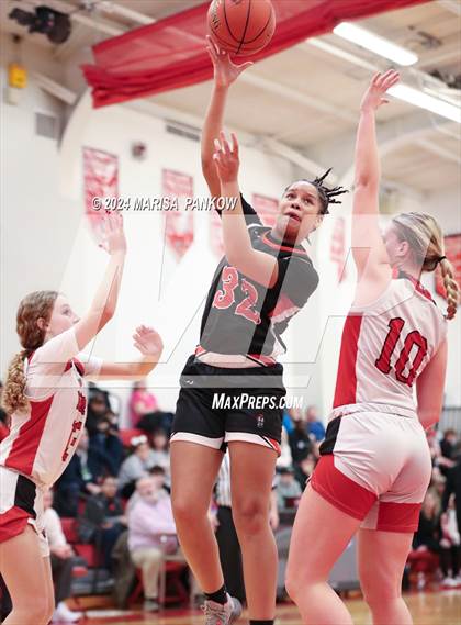Thumbnail 1 in Baldwinsville vs Rome Free Academy (NYSPHSAA Section 3 AAA Quarterfinal) photogallery.