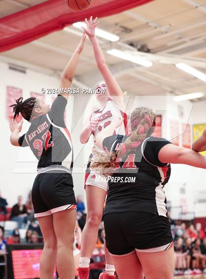 Thumbnail 1 in Baldwinsville vs Rome Free Academy (NYSPHSAA Section 3 AAA Quarterfinal) photogallery.