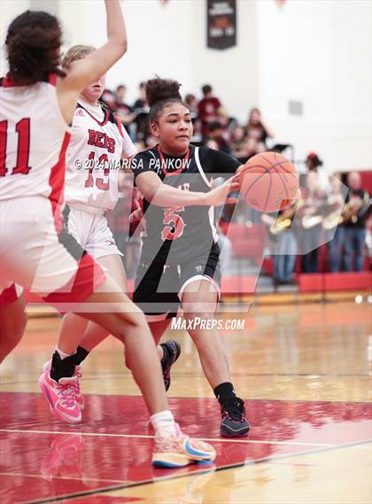 Thumbnail 2 in Baldwinsville vs Rome Free Academy (NYSPHSAA Section 3 AAA Quarterfinal) photogallery.