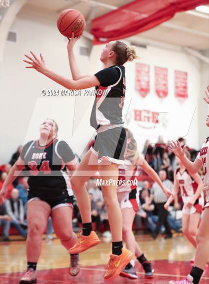 Thumbnail 3 in Baldwinsville vs Rome Free Academy (NYSPHSAA Section 3 AAA Quarterfinal) photogallery.