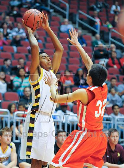 Thumbnail 1 in Agua Fria @ Salpointe Catholic (AIA D2 Semifinals) photogallery.