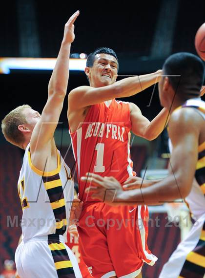 Thumbnail 1 in Agua Fria @ Salpointe Catholic (AIA D2 Semifinals) photogallery.