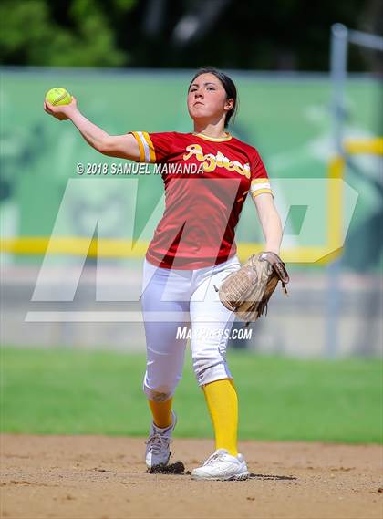 Thumbnail 2 in Crescenta Valley vs Barstow photogallery.