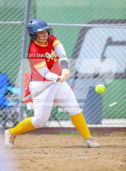 Thumbnail 3 in Crescenta Valley vs Barstow photogallery.
