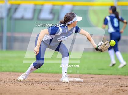 Thumbnail 1 in Crescenta Valley vs Barstow photogallery.