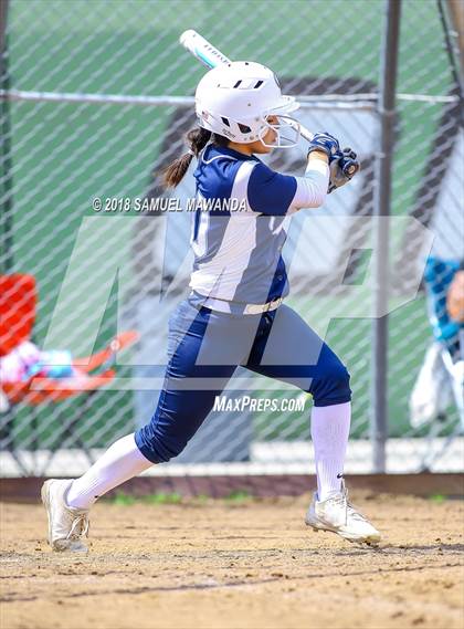 Thumbnail 2 in Crescenta Valley vs Barstow photogallery.