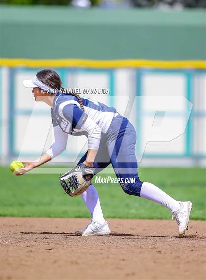 Thumbnail 1 in Crescenta Valley vs Barstow photogallery.