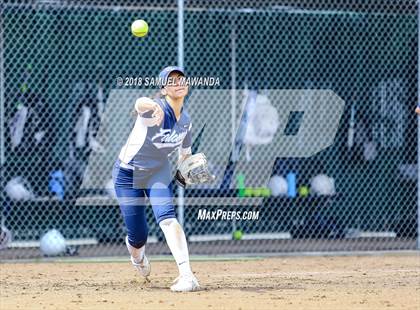 Thumbnail 3 in Crescenta Valley vs Barstow photogallery.