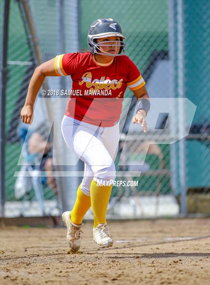 Thumbnail 3 in Crescenta Valley vs Barstow photogallery.