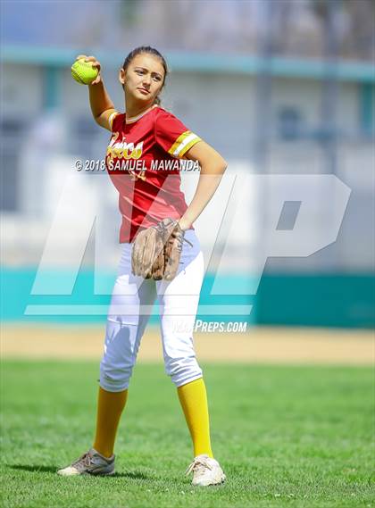 Thumbnail 3 in Crescenta Valley vs Barstow photogallery.