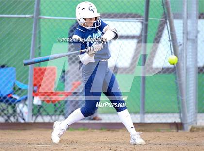 Thumbnail 2 in Crescenta Valley vs Barstow photogallery.