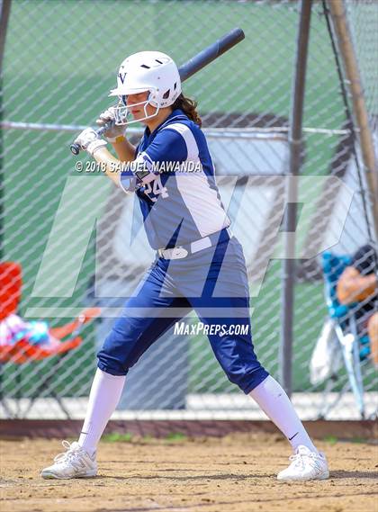Thumbnail 2 in Crescenta Valley vs Barstow photogallery.