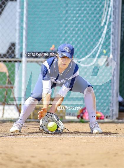 Thumbnail 1 in Crescenta Valley vs Barstow photogallery.