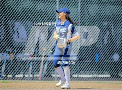 Thumbnail 2 in Crescenta Valley vs Barstow photogallery.
